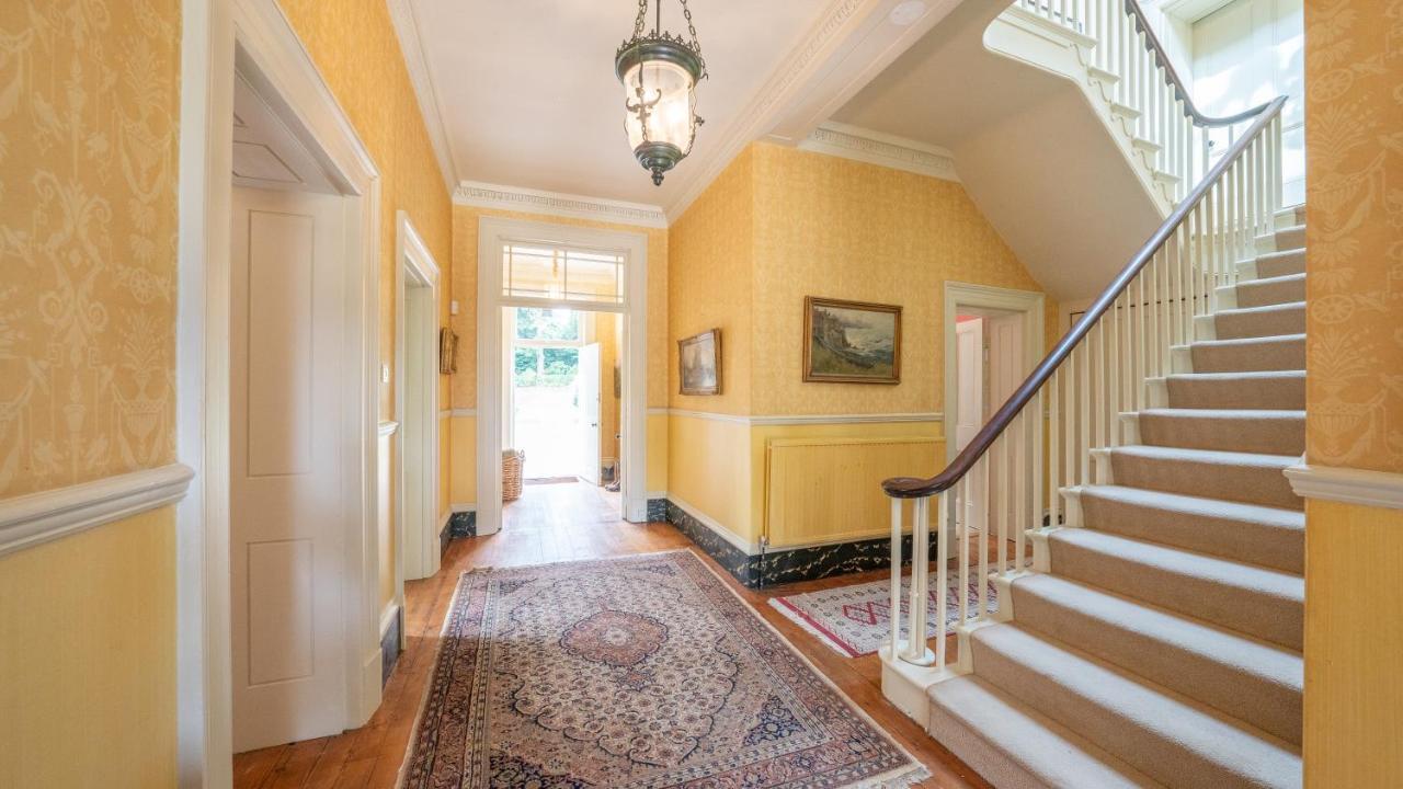 Pantybeiliau House Bed & Breakfast Gilwern Exterior foto